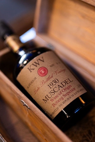 The rare bottle of KWV Muscadel 1930 that fetched R17 000 on the KWV Auction (Copy)