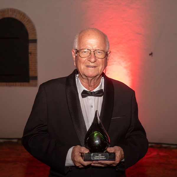 Farewell to a Wine Pioneer: Dawid Saayman’s Legacy Rooted Deep in South African Soil