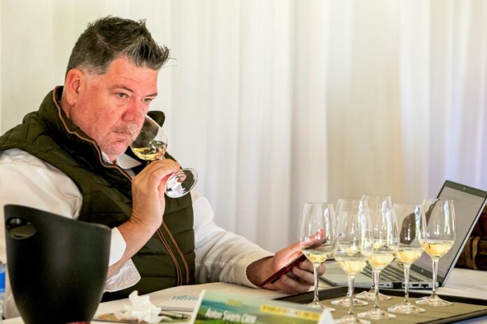 4 FNB Sauvignon Blanc SA Top 10 Judging (Copy) Sauvignon Blanc SA